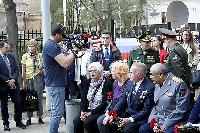МСРС провел традиционную памятную церемонию «Встреча на Эльбе»